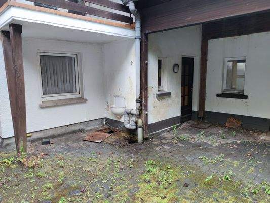 Innenhof, Hintereingang Wohnhaus