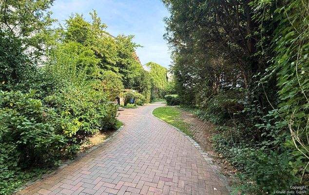 Ruhiger Rückzugsort im Innenhof – mitten in der Stadt