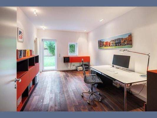 Arbeitszimmer_10.jpg
