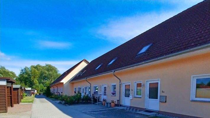 Straßenseite Ansicht 2