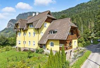 Die Villa von Südost_Luftaufnahme