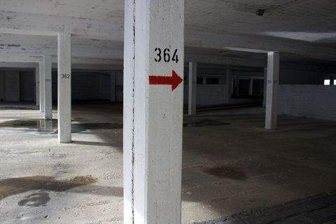 Borken Garage, Borken Stellplatz