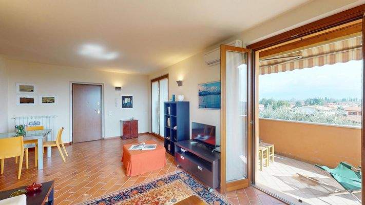 EB-035-432-Appartamento-in-residence-con-piscina-a