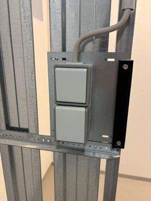 ... mit Licht und Steckdose