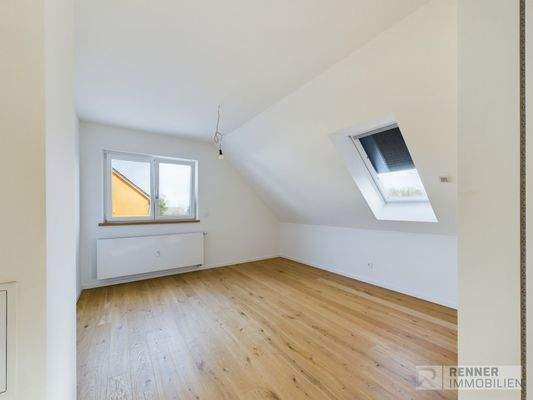 CAM02915G0-PR0051-STILL007