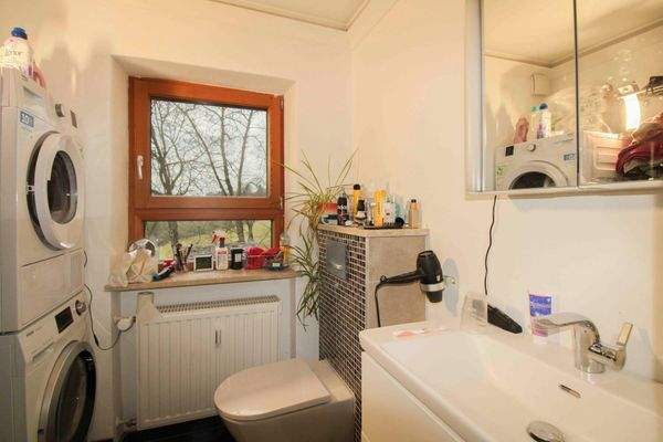Badezimmer  EG Wohnung
