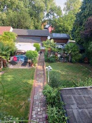 Blick in den Garten.jpg