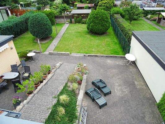 DG Gartenblick Dachterrasse.jpg