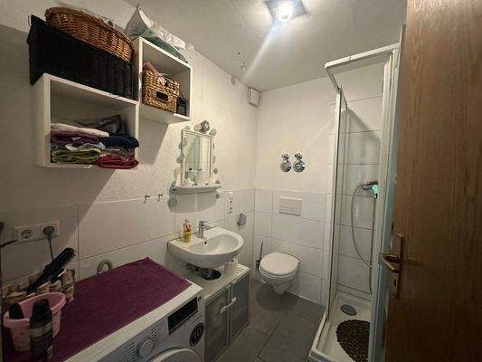 Wohnung IV Badezimmer