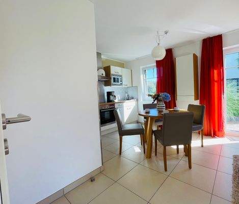 Blick in den Essbereich.