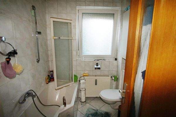 Badezimmer EG I