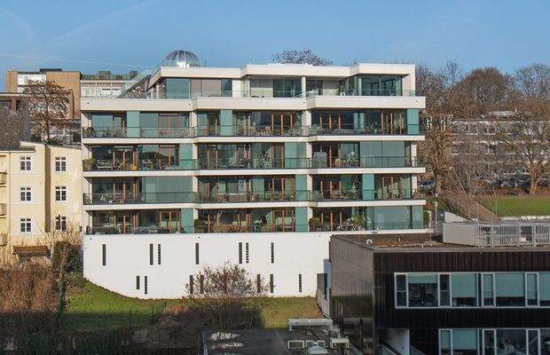 Stilvoll gestaltetes 12 Parteien Haus