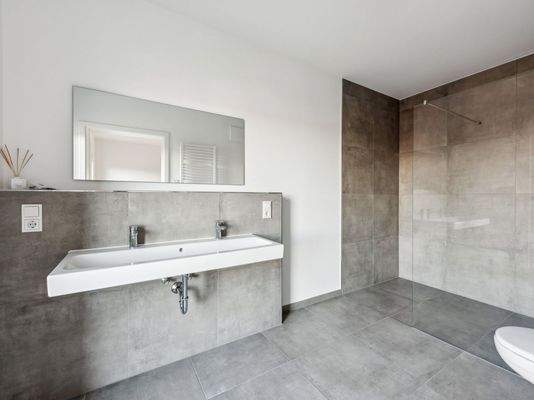 Badezimmer 2 Ansicht 2