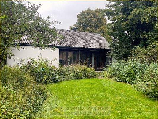 Haus + Gartenansicht 