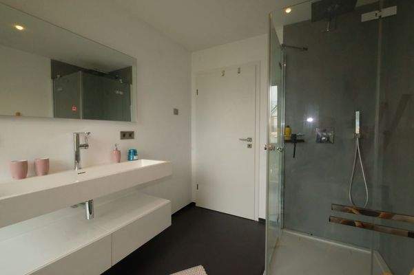 8CFDDA40-B3F5-4C89-97DB-D8830CFFDD32-18734-00000D1E7C12A21E