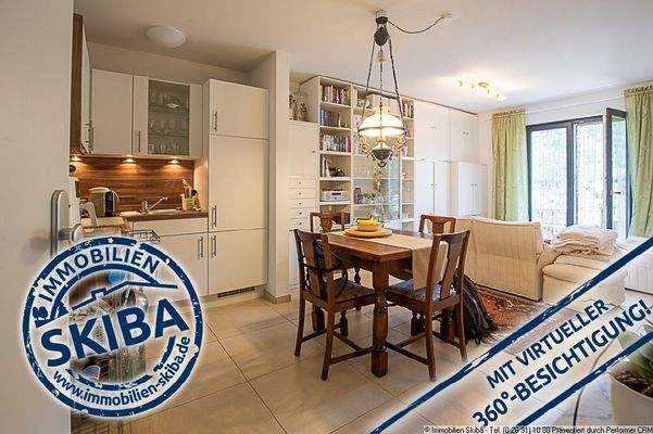 offener Wohn- Ess- und Kochbereich