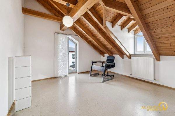 Schlafzimmer mit Ankleide