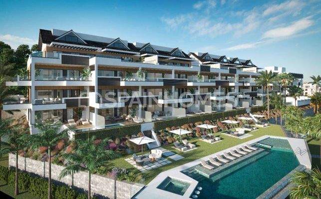 Elegant Apartments with Extensive Amenities in Benalmádena