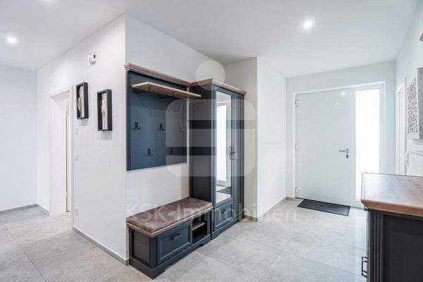 Flur Erdgeschoss Haupthaus