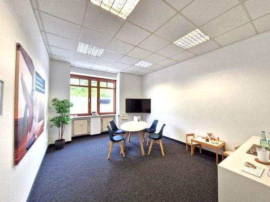 Blick 3 in ein Büro