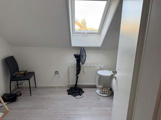 Büro- / Kinderzimmer 1. OG