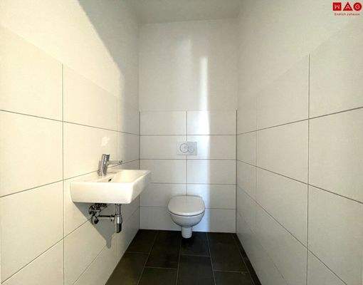 WC mit Handwaschbecken