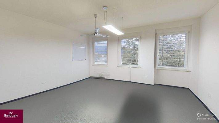 Bürozimmer 1 - unmöbliert