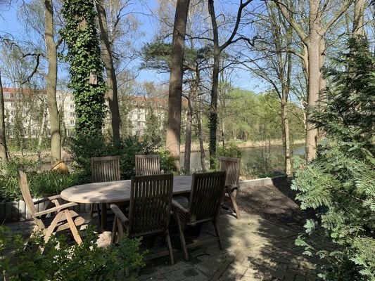 Terrasse mit Wasserblick