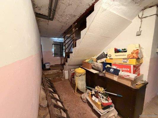 Treppen/ Flur Keller