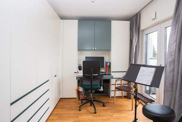 Arbeitszimmer DG