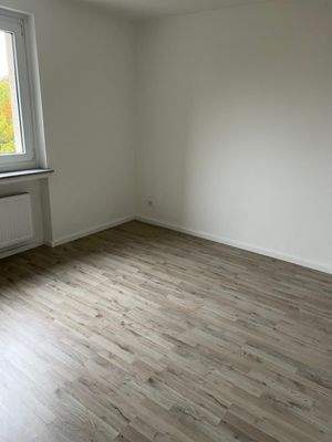 WhatsApp Image 2025-10-08 at 13.53.56 (5)