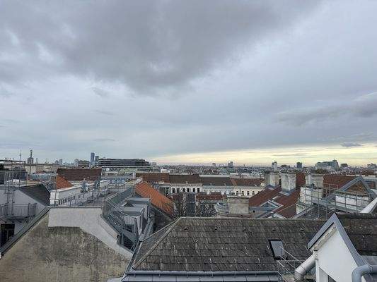 20251211_125234447_iOS