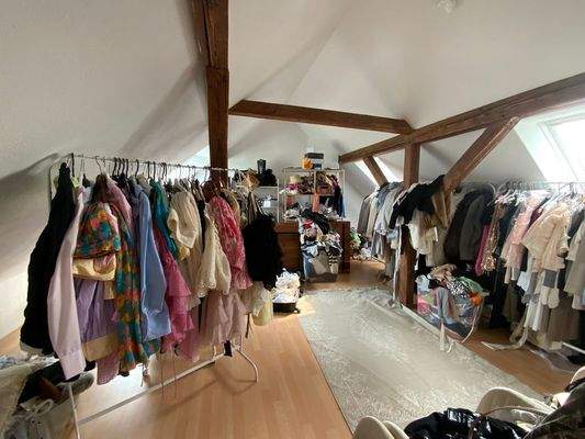 Ankleideraum (SB - links)