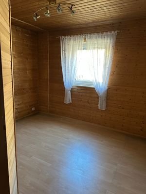Schlafzimmer/Kinderzimmer