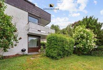 Mit dem Blick in den anteiligen Garten