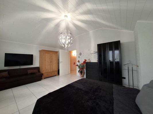 Hauptwohnung - Masterbedroom im Dachgeschoiss