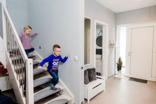 Treppe, Diele