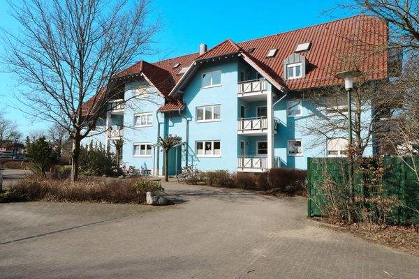 Die Außenstellplätze vor dem Wohnobjekt