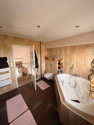 WhatsApp Image 2025-09-17 at 16.40.44.jpeg