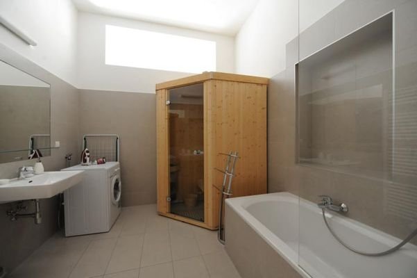 Badezimmer / bathroom