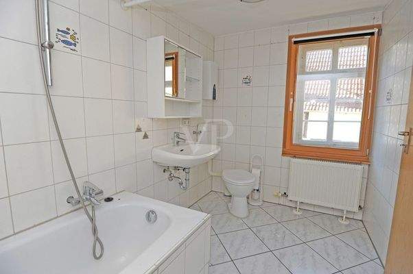 Badezimmer hintere Wohnung