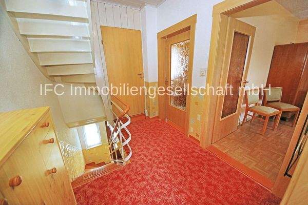 Flur- / Treppenbereich im OG