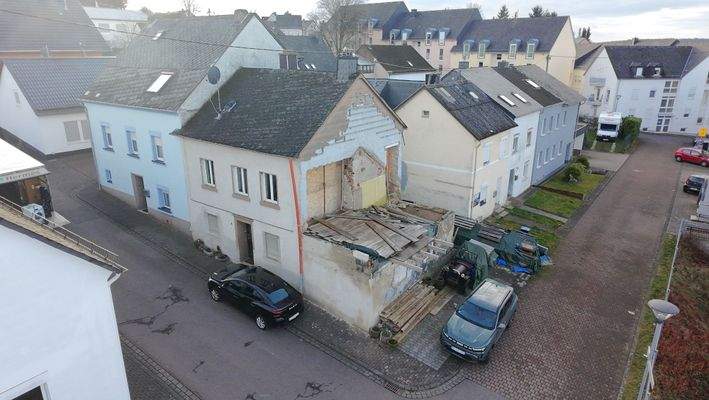 dji_fly_20251216_141632_0620_1766172672265_photo_beautify