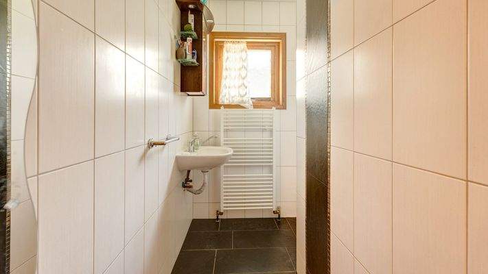 Badezimmer Erdgeschoss