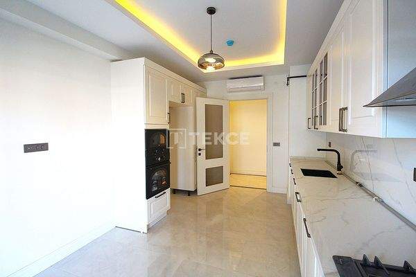 Spacious Apartments Near Amenities in İstanbul Başakşehir