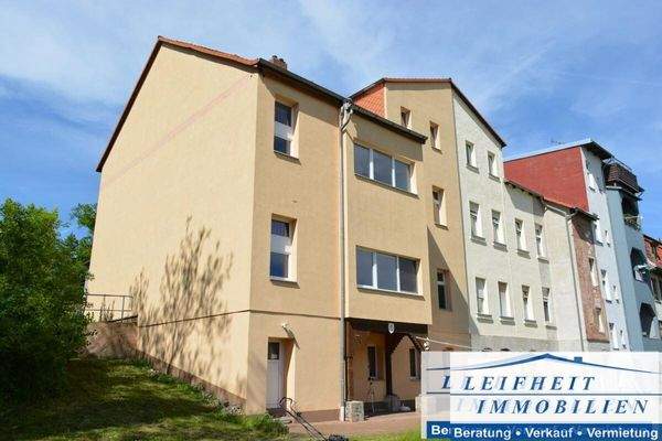 Seiten- und Rückansicht