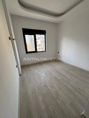 Furnished Apartment with Pool Access in Mahmutlar Alanya