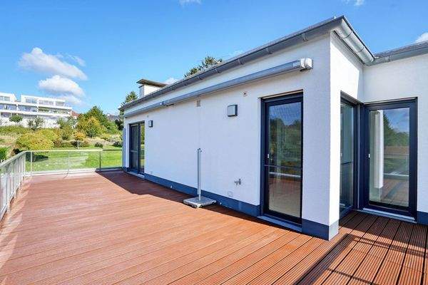 Terrasse vor dem Schlafzimmer – Originalaufnahme