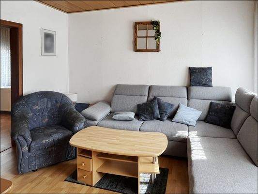 Weiteres Zimmer/als "Durchgangszimmer" im EG