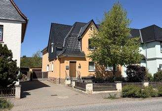 Straßenansicht